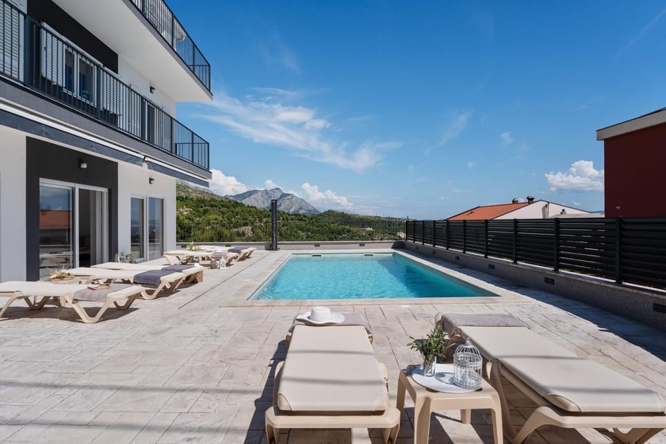 Luxurious 7-Bedroom Villa MI with Private Pool, 500m from the Beach Villa in Split-Dalmatia County
