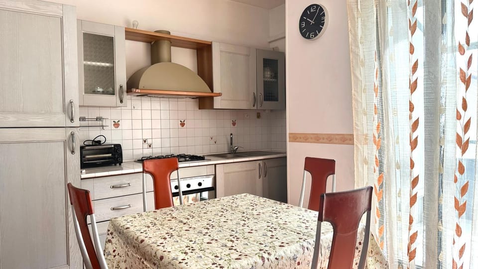 SE095 - Marzocca, trilocale comodo al mare e ai servizi Apartment in Marche