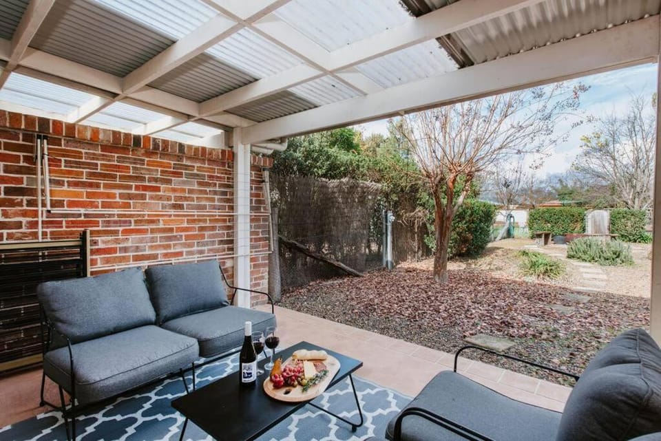 Kareela Cottage - A Charming Country Getaway House in Mudgee