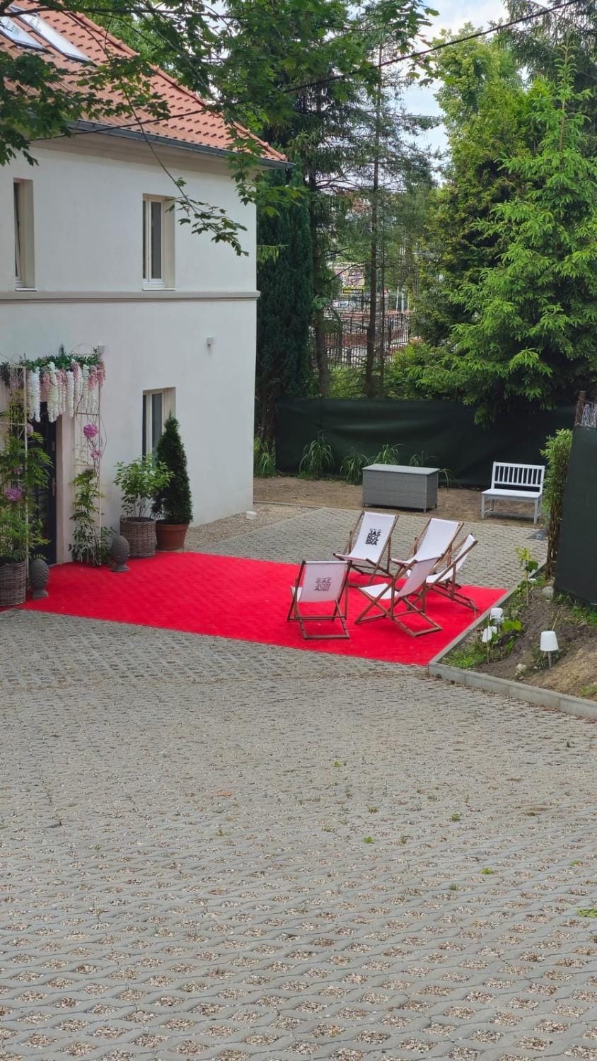 Garden, sunbed