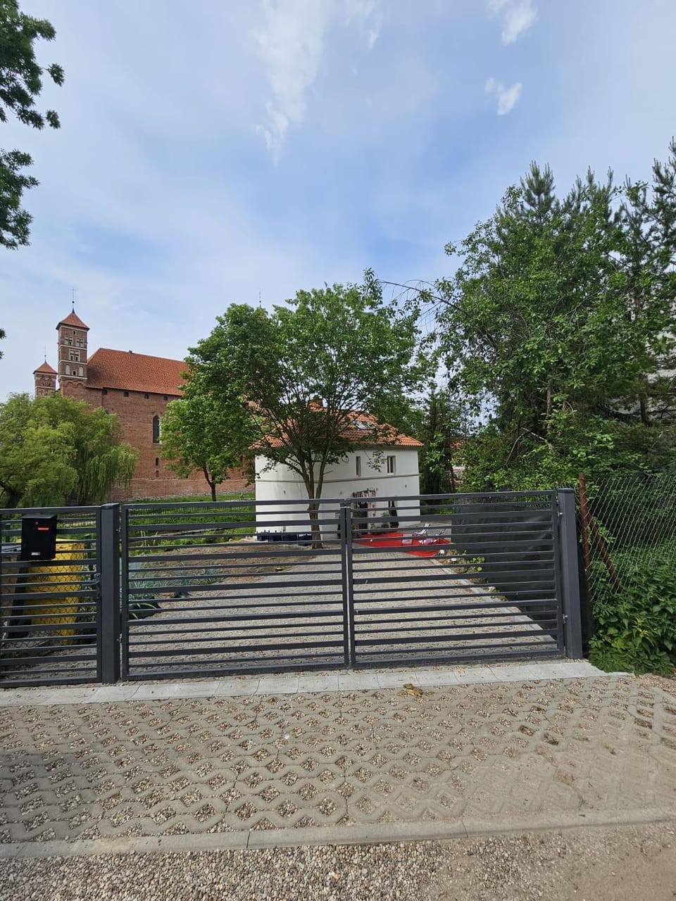 Property building, Garden