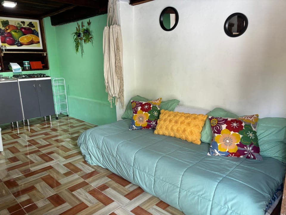 Kitchen or kitchenette, Living room