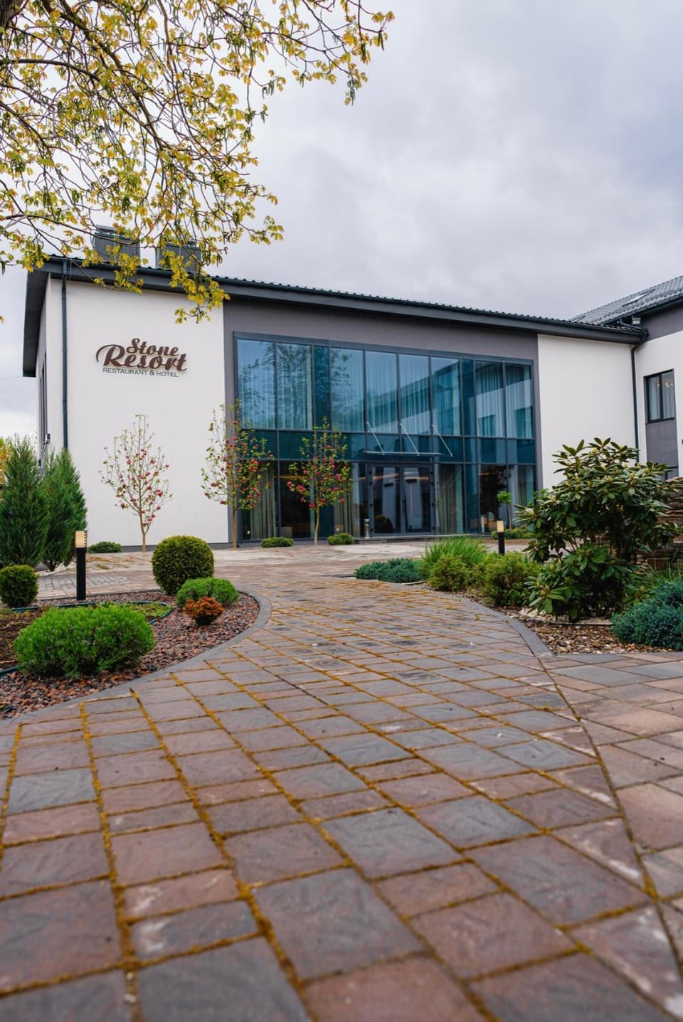 Property building, Facade/entrance