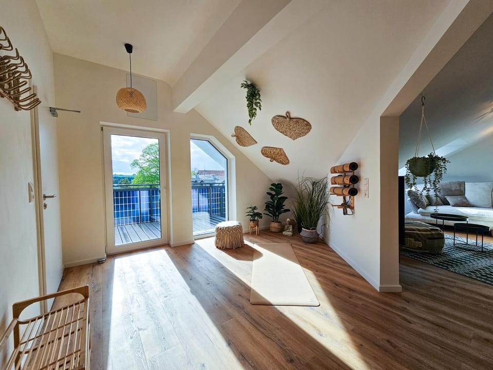 Balcony/Terrace, Sports