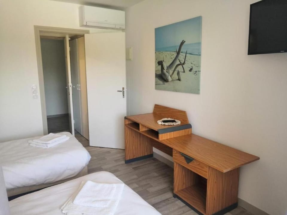 La Canotte Hotel in Saint-Julien-en-Born
