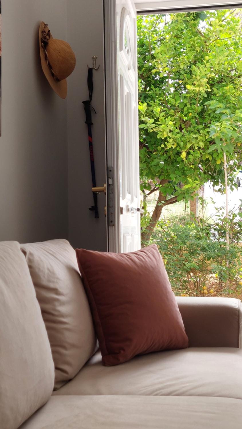 Garden view, Garden view