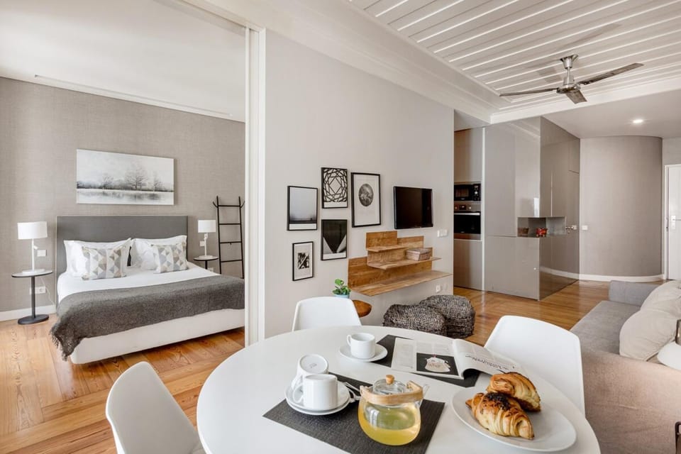 Trendy Flat in the iconic Chiado Apartment in Lisbon