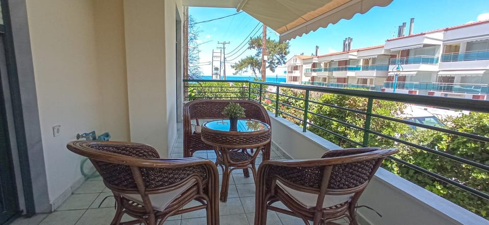 Patio, View (from property/room), Balcony/Terrace, Seating area
