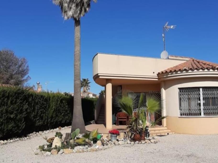 Casa Pajaro near to the beach House in Montsià