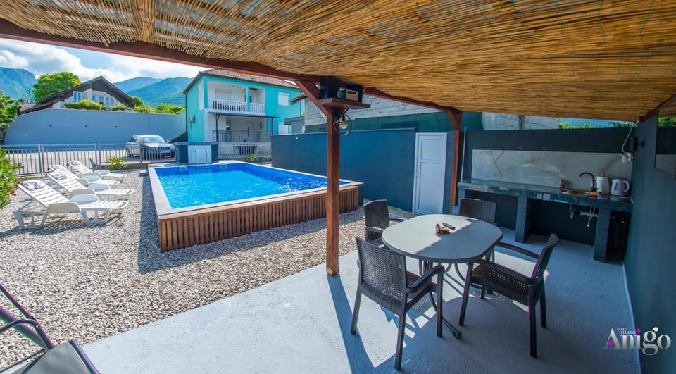 Patio, Day, Pool view, Swimming pool, sunbed
