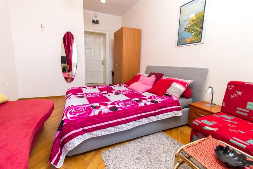Studio apartment Karin in center, with terrace and spectacular sea view Apartment in Opatija
