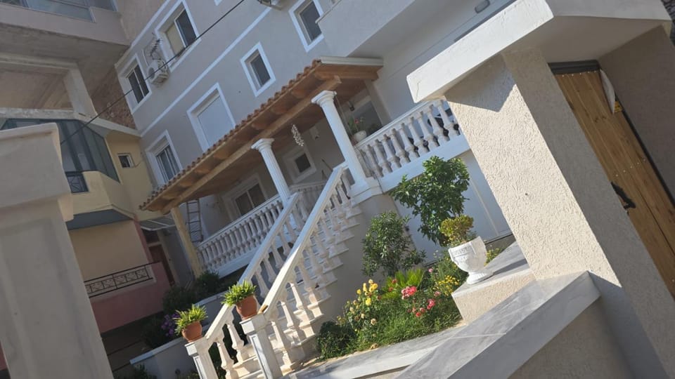 Villa Henrik 77 Saranda Centrum Apartment in Sarandë