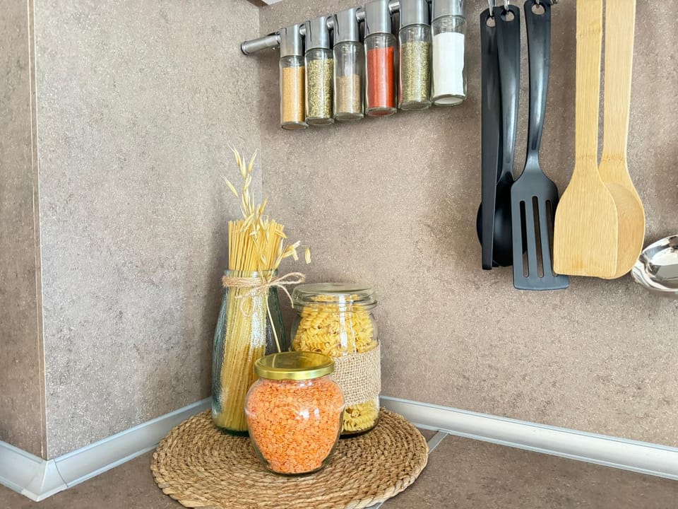 Kitchen or kitchenette, Food