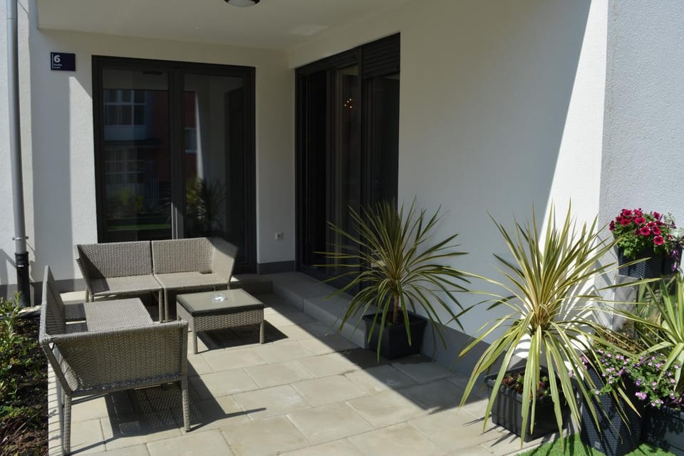 Balcony/Terrace, Balcony/Terrace