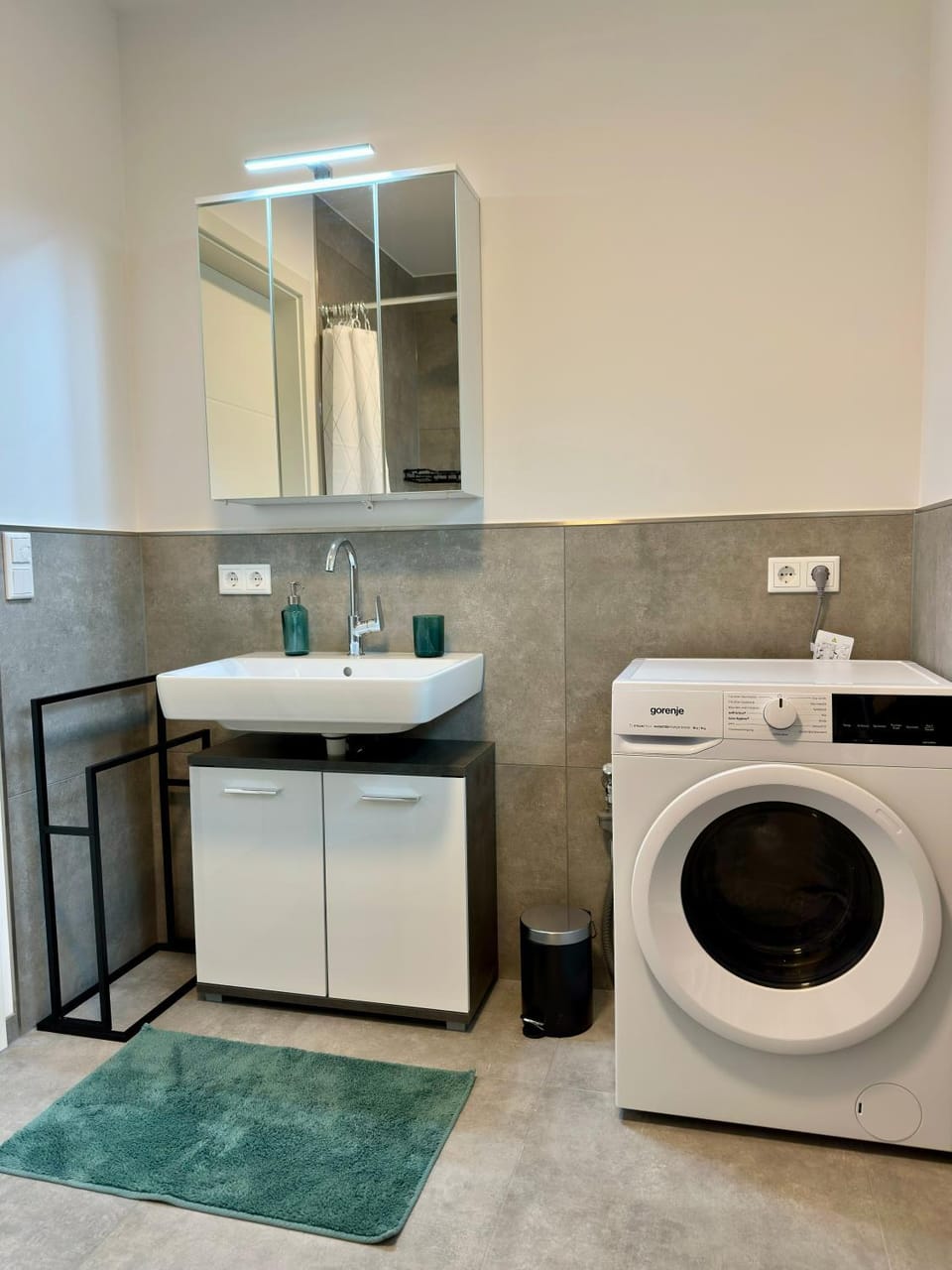Bathroom, washing machine, dryer