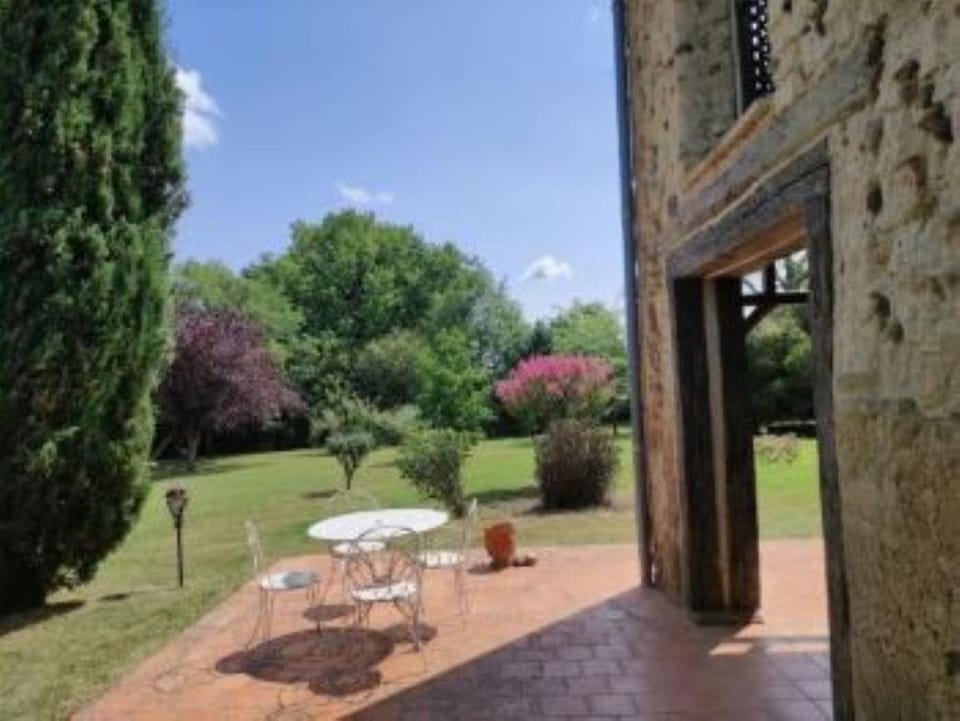 Gîte du Mandarin House in Occitanie