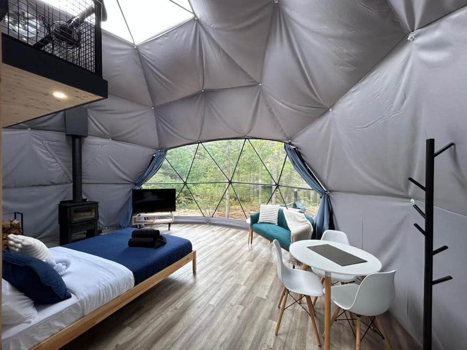 Glacia Luxury tent in Quebec