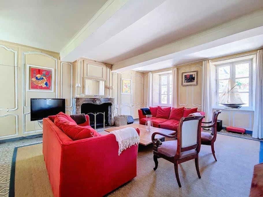 Communal lounge/ TV room, TV and multimedia, Living room