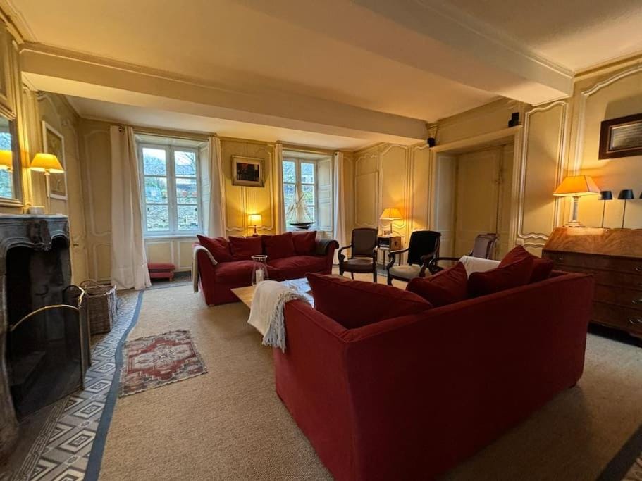 Communal lounge/ TV room, TV and multimedia, Living room