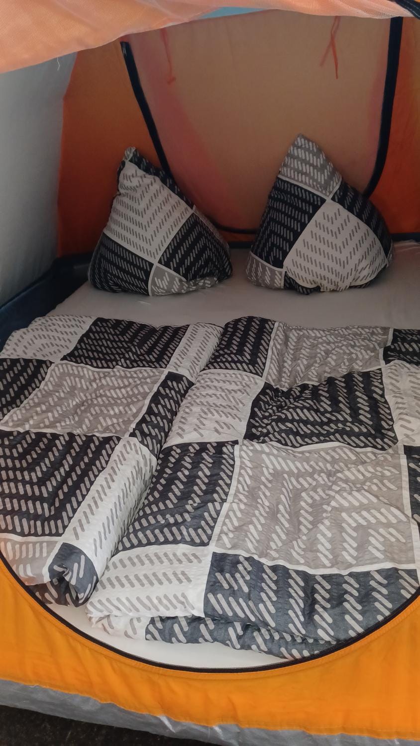 Zelten im vorhandenen Zelt im Loftcamp Luxury tent in Saxony