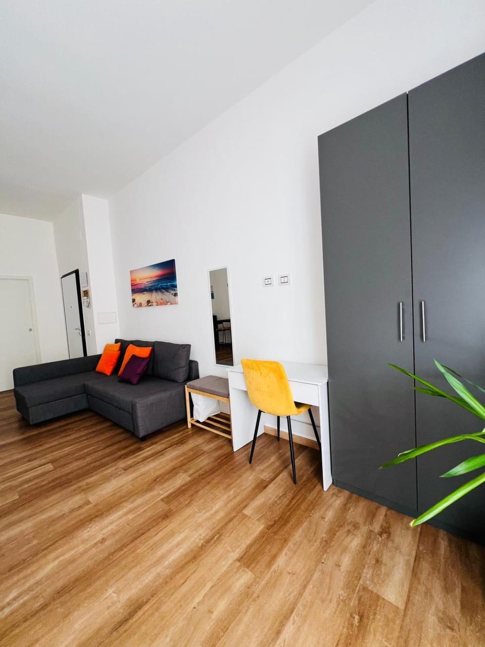 Living room, Seating area, wardrobe