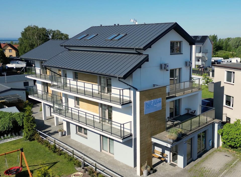 Property building, Day