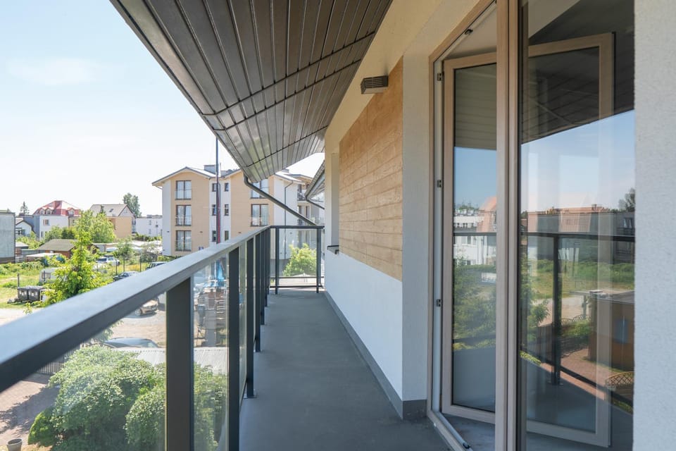 Property building, Day, View (from property/room), Balcony/Terrace