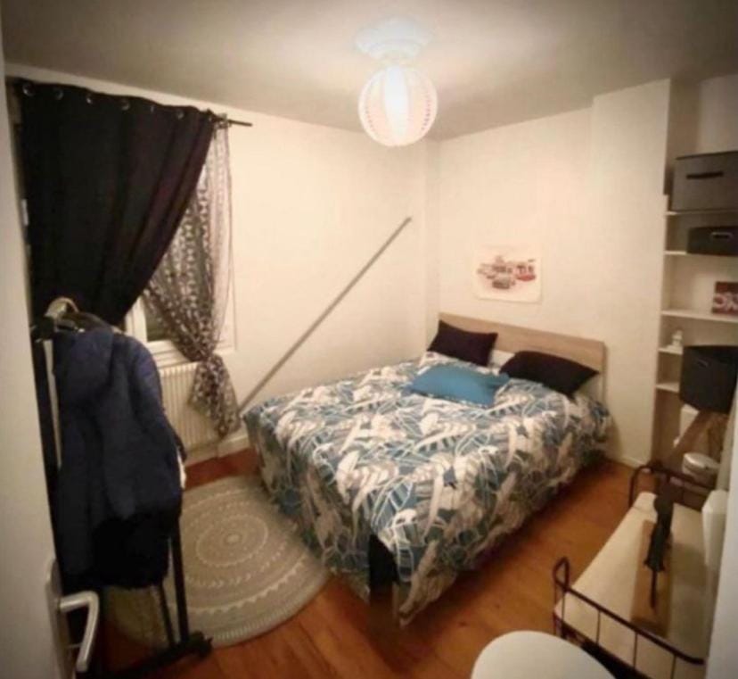 Chambre 2 personnes proche circuit 24h Bed and Breakfast in Le Mans