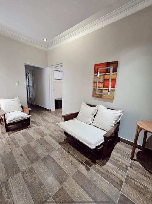Amplia casa ubicada en el centro 2Pax - By Inside House in Mendoza