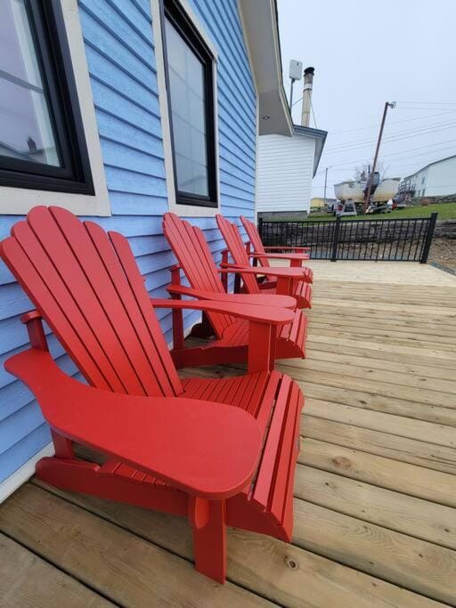 Rural Town Oasis House in Bonavista