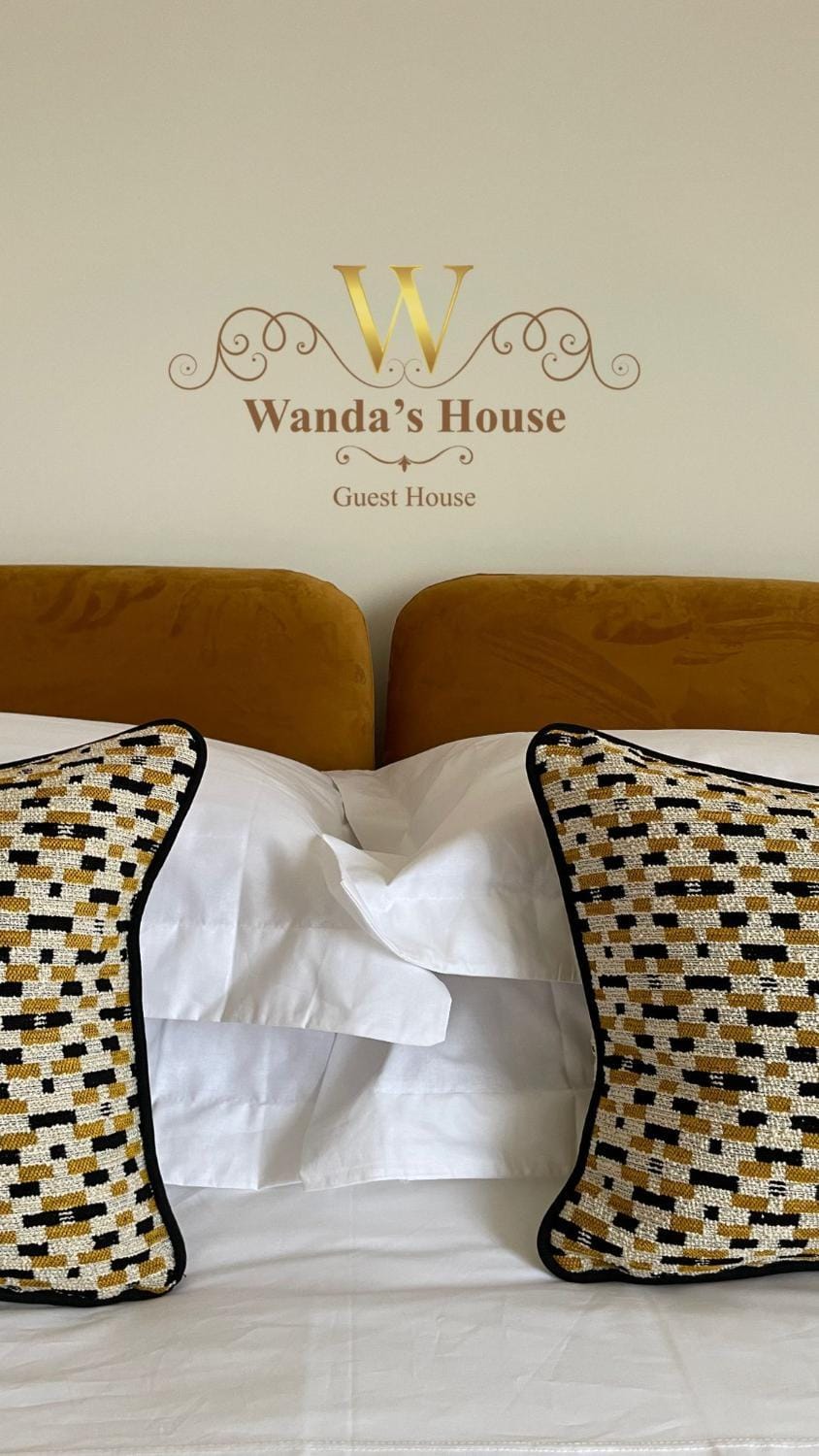 Bed, Text overlay