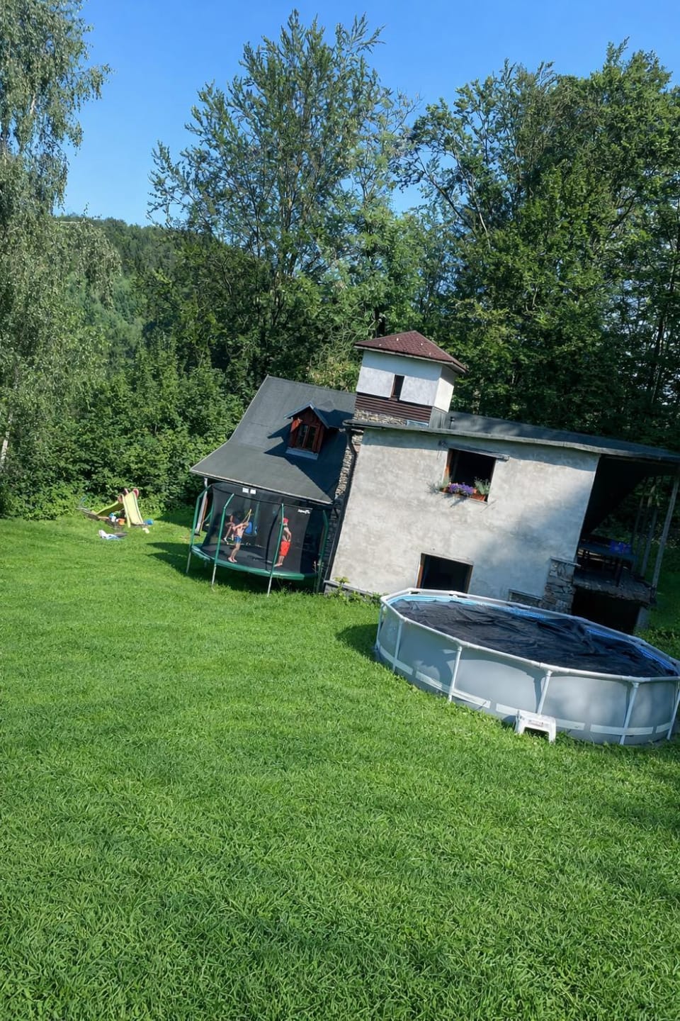 Property building, Spring, Natural landscape, Garden, Garden view