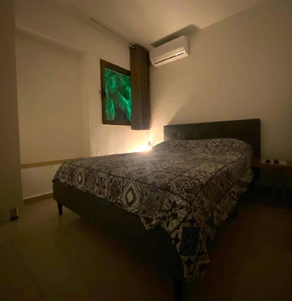 Bed, Bedroom, air conditioner