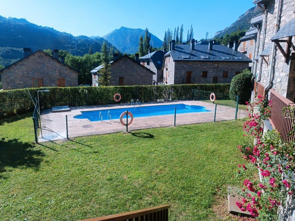 La Encina, Acogedor apartamento con piscina - Arafita Apartamentos Apartment in Aragon