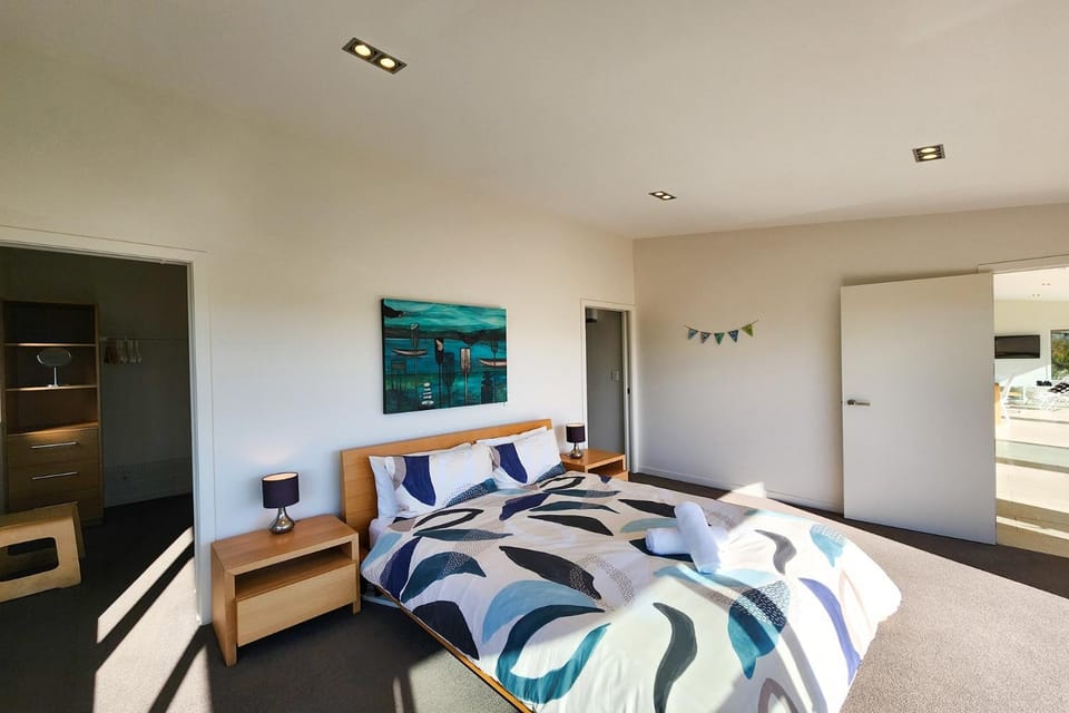 Surf View Hot Water Beach House in Auckland Region
