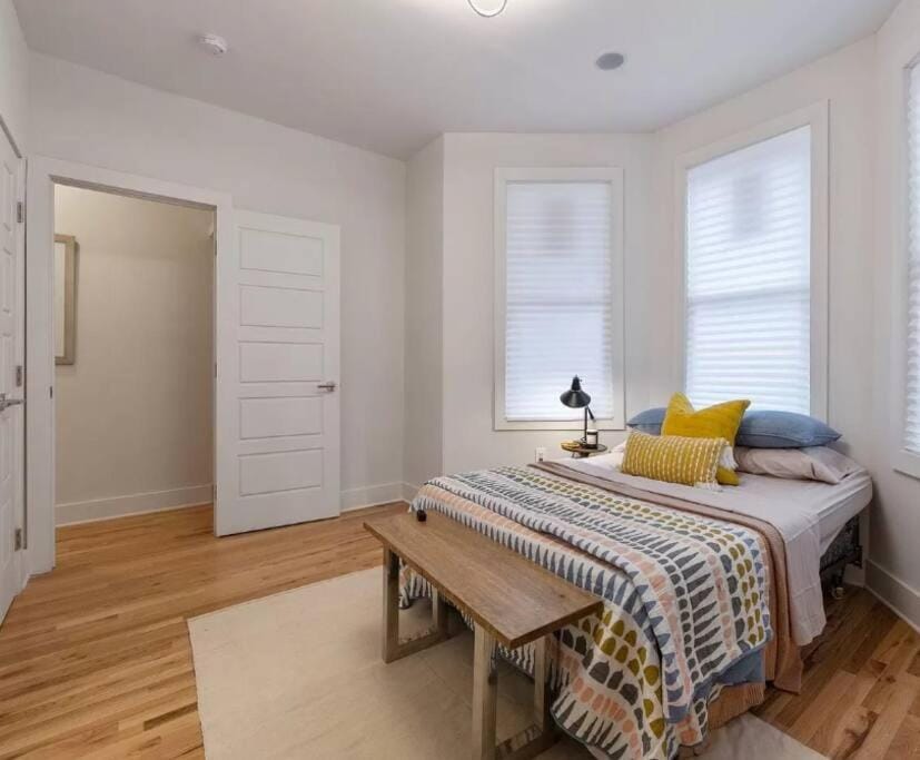 Modern & Spacious 3 BED & 2 BA Condo mins from NYC Apartment in Jersey City