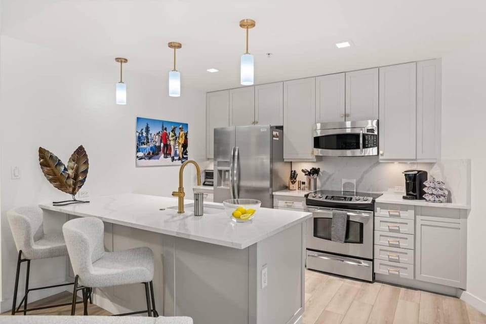 Basefront Bliss Capitol Peak Lodge #3119 House in Snowmass Village