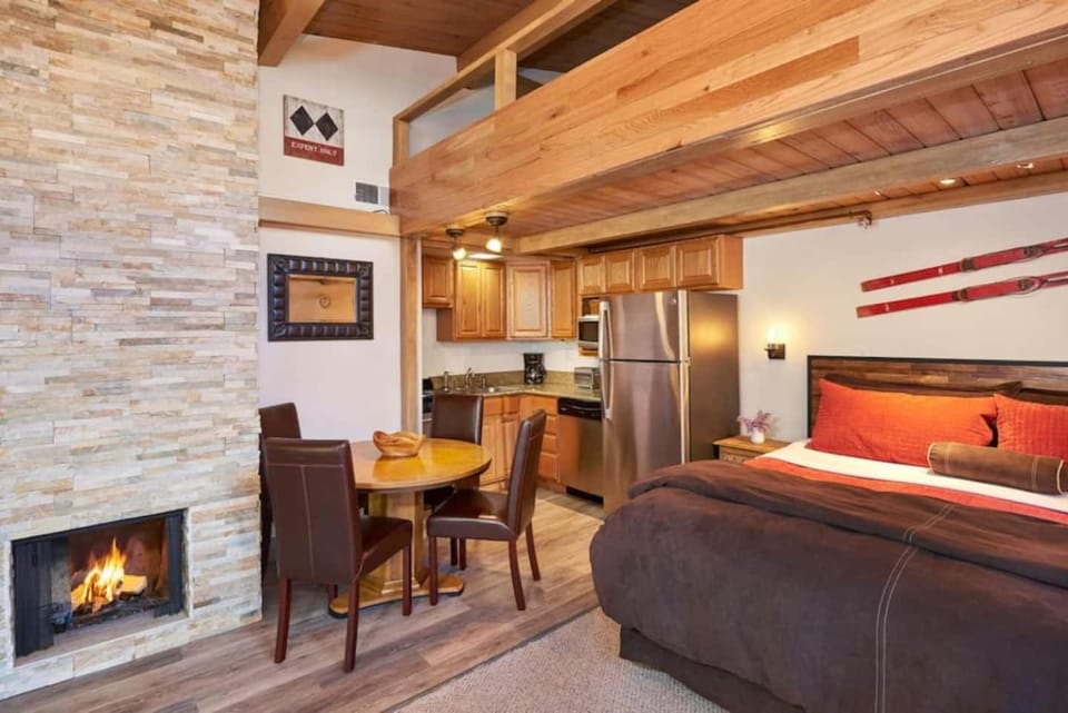 Latitude Loft Aspenwood #K20 Studio1B House in Snowmass Village