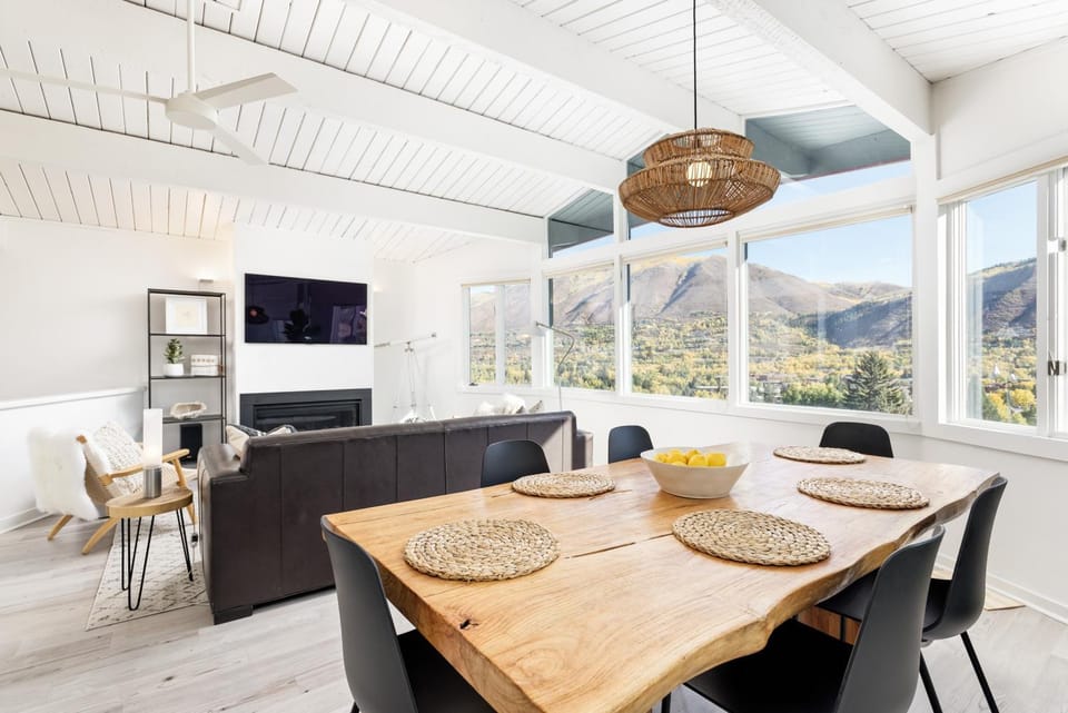 Aspen Ajax Shadow Mountain #18 2B2B House in Aspen