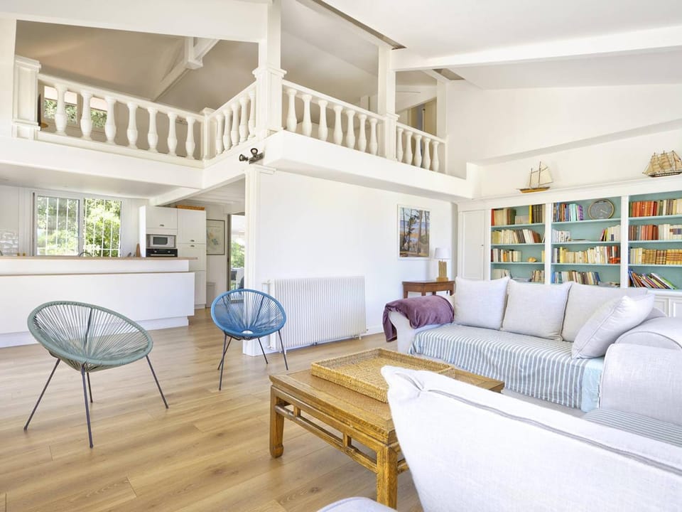 Maison avec Jardin et Terrasses, à 10 Min de la Plage, 6 Ch, 12 Pers, WIFI, Proche Commerces - FR-1-433-122 House in Arcachon
