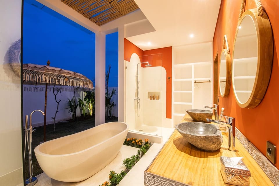 Bathroom, Bath