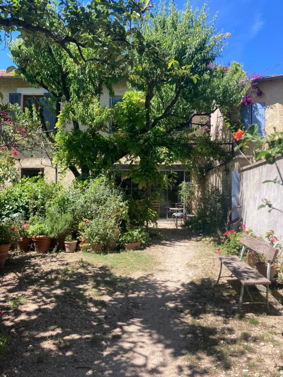Villa L Oasis avec piscine Villa in Villeneuve-lès-Avignon