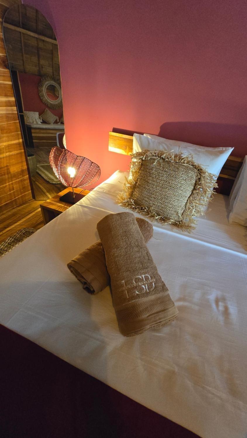 Bed, Photo of the whole room, Decorative detail, Bedroom, towels