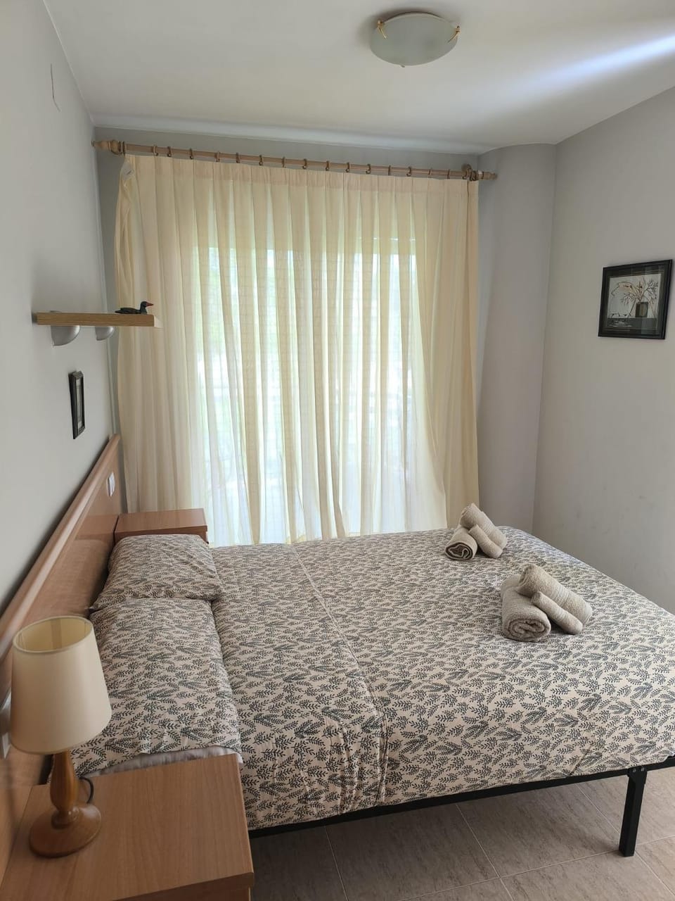 Bed, Photo of the whole room
