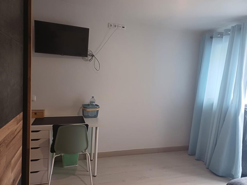 Sunny Room - Sofia's Happy House - Almodôvar Ourique Room 2 Vacation rental in Portugal