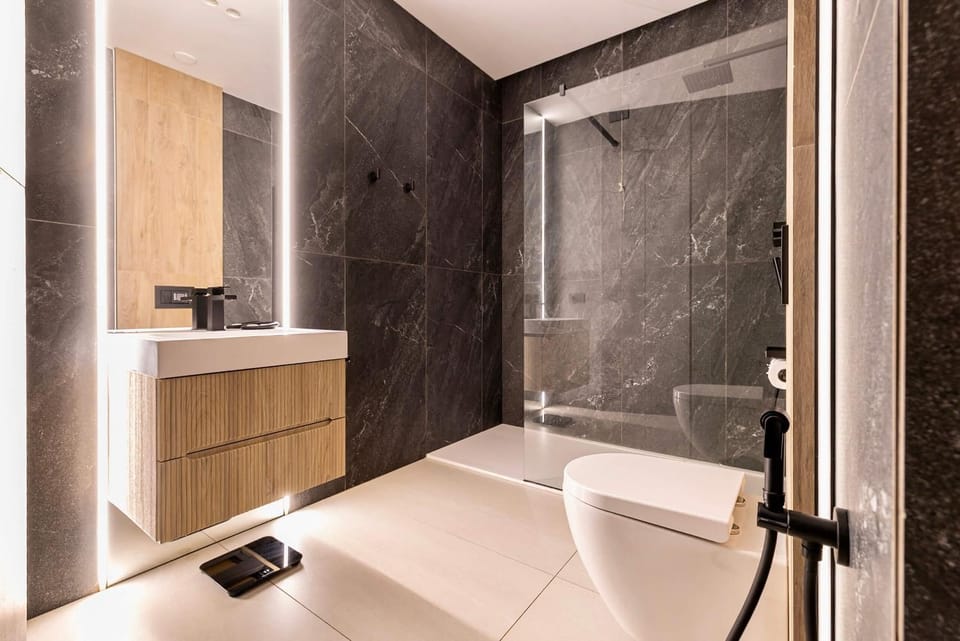 Shower, Bathroom