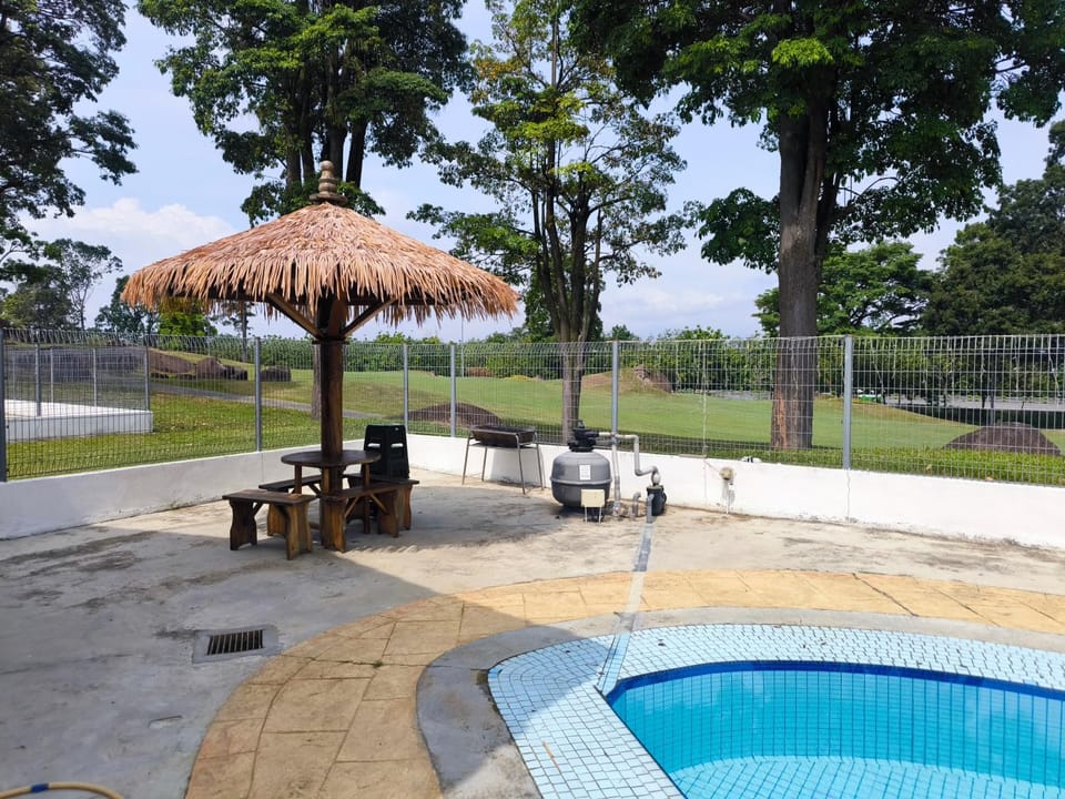 Luxpro Pool & Scenic View Villa 217 Villa in Negeri Sembilan, Malaysia