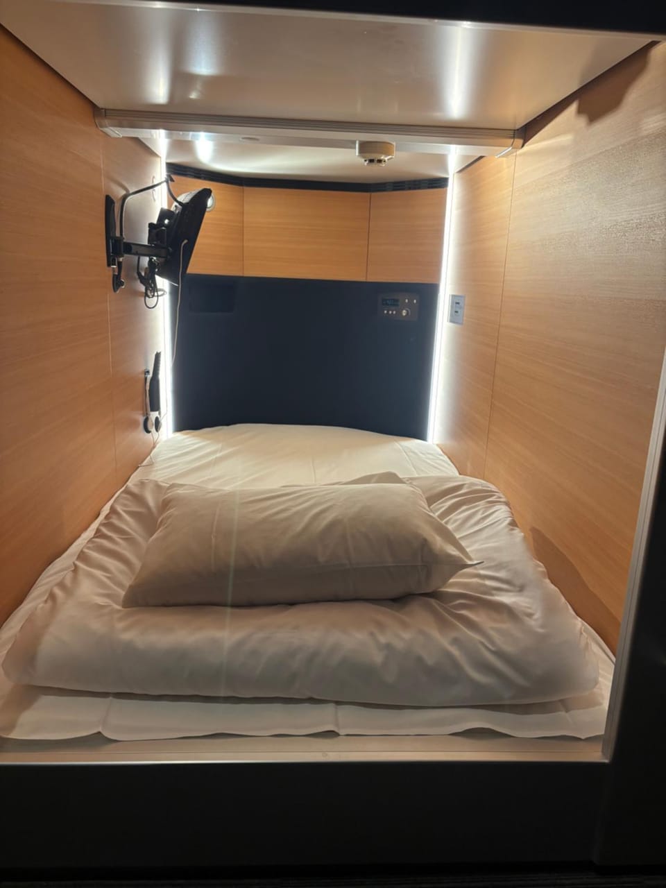 カプセルホテル41 Capsule hotel in Kanazawa