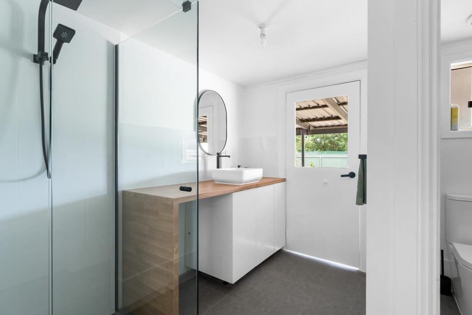 Bathroom, laundry