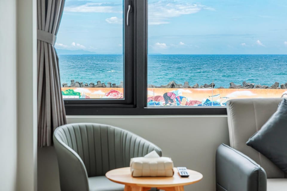 View (from property/room), Bedroom, Sea view
